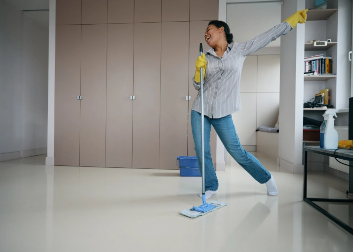 Limpieza de zonas comunes de edificios en Castellón de la Plana 12001